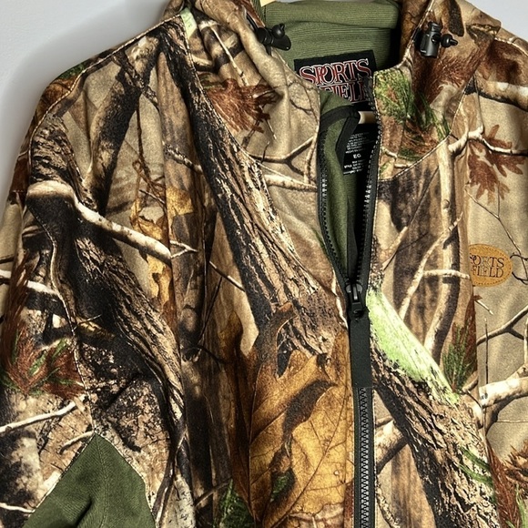 SPORTS AFIELD XL REALTREE CAMOUFLAGE AND GREEN SPORTS JACKET - Picture 4 of 12